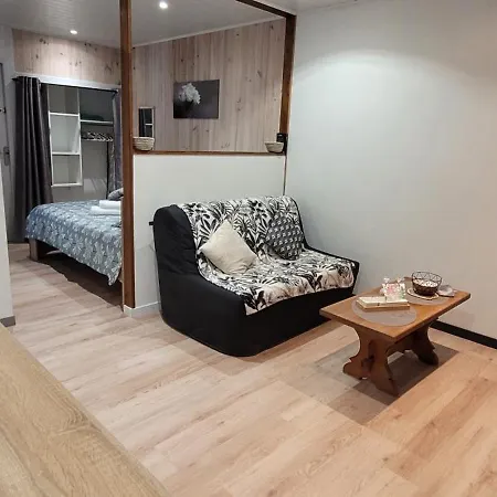 Les Versannes * Lamonzie-Montastruc